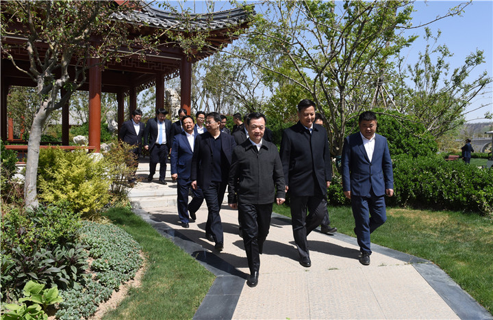 1536651056139788ABF4.jpg XCS_5819.jpg