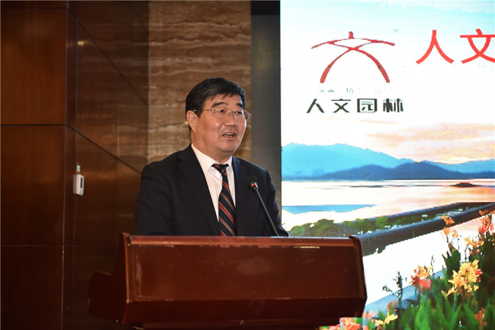 1536656165115867BBF1.jpg 2.jpg